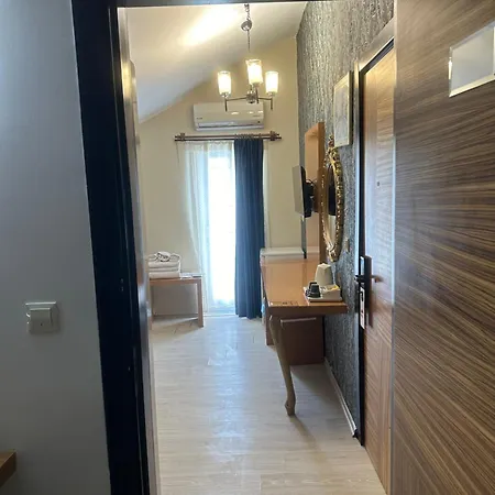 Hotell Serenity 3*